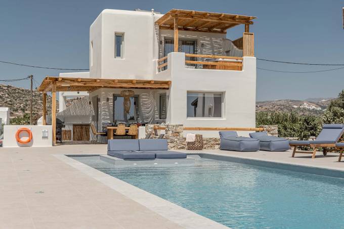 Naxos luxury villa Carlena in Plaka