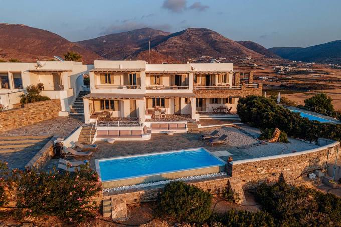 Paros luxury villa Ocyrhoe II in Parasporos