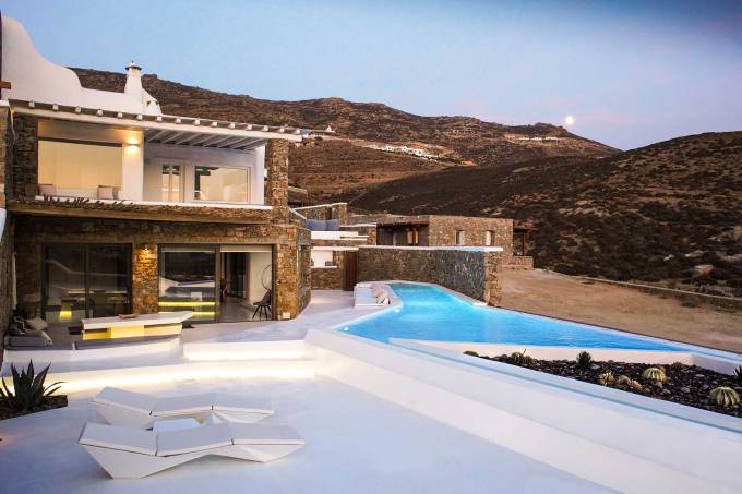  Mykonos luxury villa White Haven in Ftelia