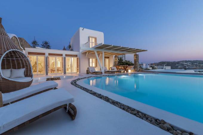 Mykonos luxury villa Androniki in Mykonos Town