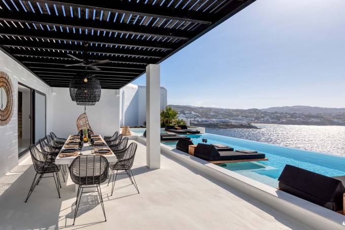 Mykonos luxury villa La Isla in Agios Lazaros