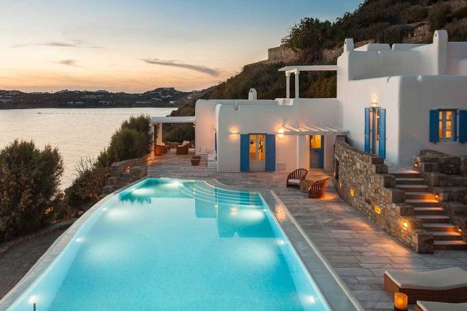 Mykonos luxury villa Pinto in Agios Lazaros