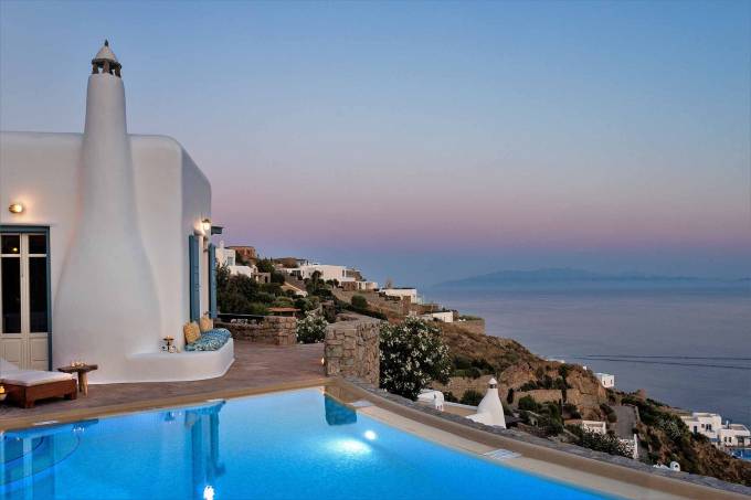 Mykonos luxury villa Olya in Agios Lazaros