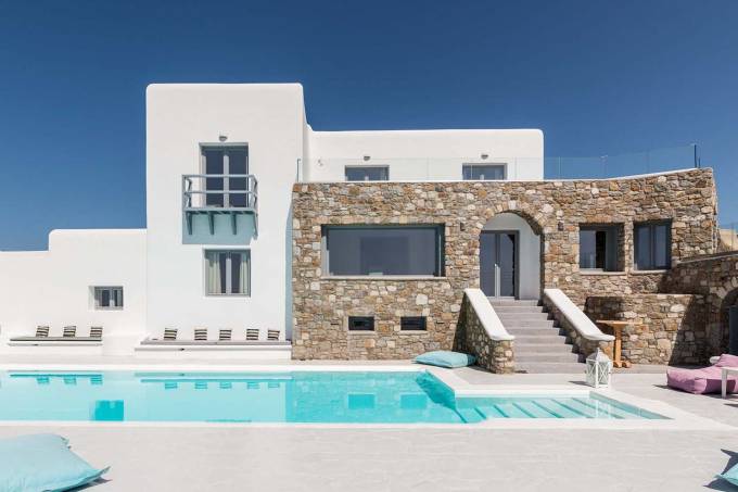 Mykonos luxury villa Ivory Grand in Agios Stefanos