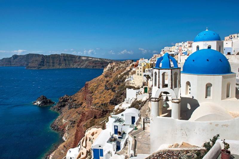 5 tips for your October vacation in Santorini