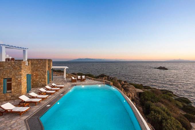Mykonos luxury villa Seascape Cove in Agios Lazaros