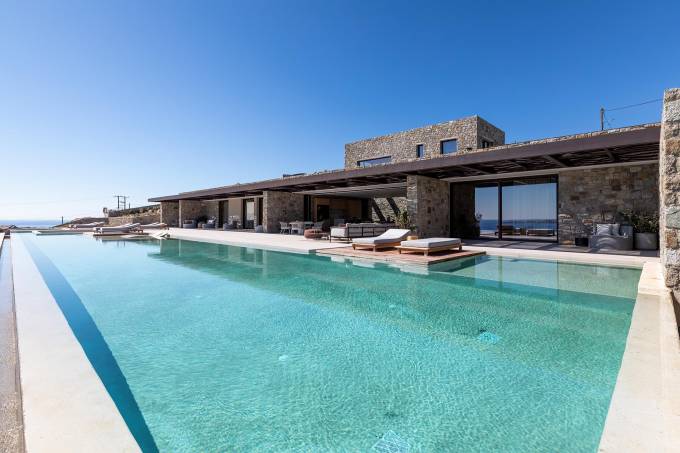 Mykonos luxury villa Mavis in Aleomandra 