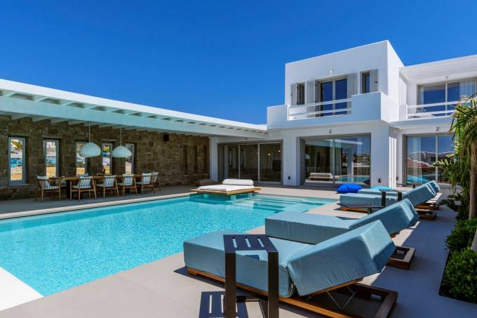 Mykonos luxury villa Joanna in Drafaki